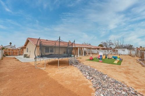 12321 Georgia Ct, Victorville CA  92392-7470 exterior