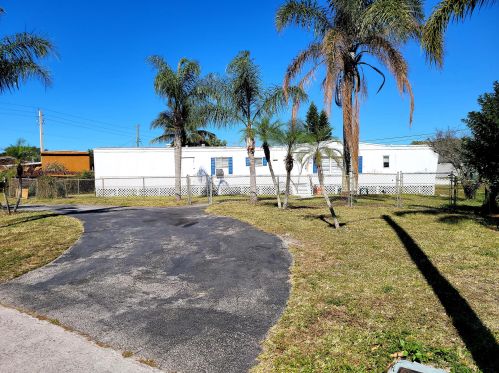 4953 Gun Club Rd, West Palm Beach FL  33415-2855 exterior