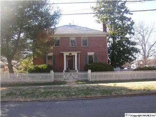 100 Houston St, Athens AL  35611-2541 exterior