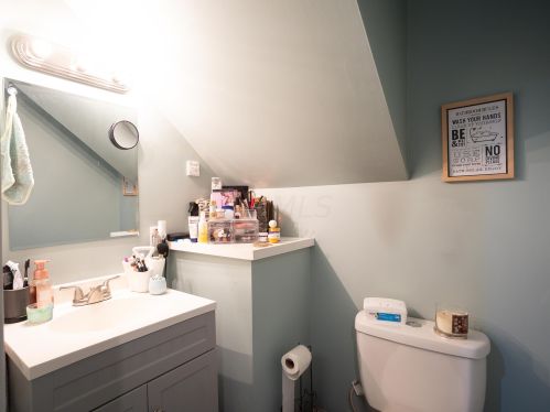 110 Hummock Dr, Pataskala OH  43062-7911 exterior