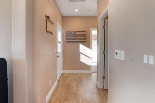 4025 Ashford Cir, Hollister CA  95023-8966 exterior