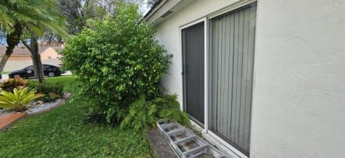 2012 184 Way, Hollywood FL  33029-5427 exterior