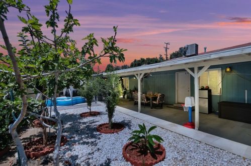 1371 16th St, San Bernardino, CA 92411-1301