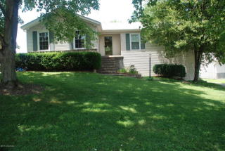 8605 Codington Ct, Louisville, KY 40299-1012