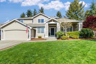 8913 180th Street Ct, Puyallup, WA 98375-6235