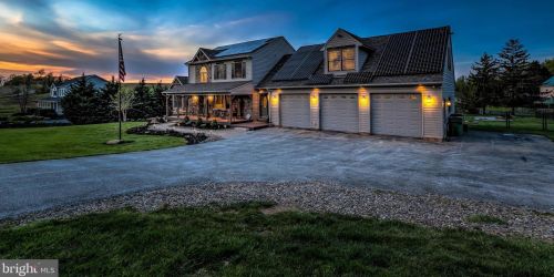 4769 Church Rd, Cross Roads, PA 17322-8543
