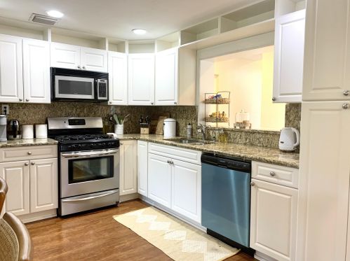 250 10th St, Delray Beach FL  33444-4048 exterior