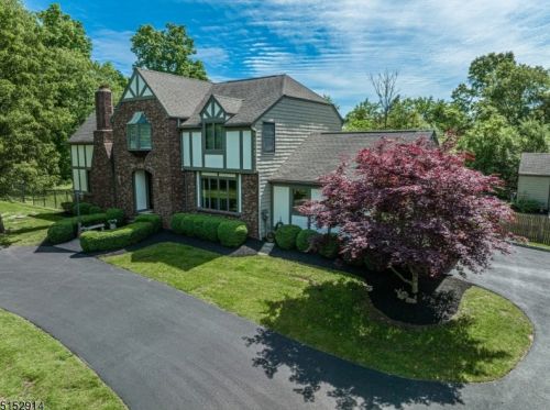 5 Century Rd, Flemington, NJ 08822-7117