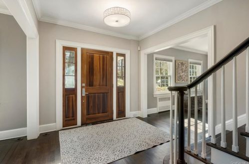 15 Claremont Rd, Scarsdale, NY 10583-1103