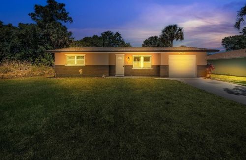 7402 Banyan St, Fort Pierce, FL 34951-2119