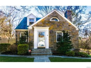 72 Jane St, Hartsdale, NY 10530-1927