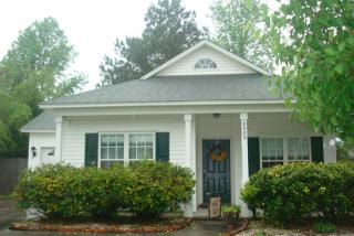 8589 Orchard Loop Rd, Belville, NC 28451-7769