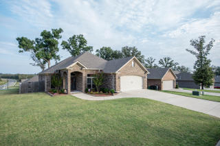 9648 Del Rey Ln, North Little Rock, AR 72120-8057