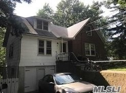 80 Hillwood Dr, Huntington Station NY  11746-1344 exterior