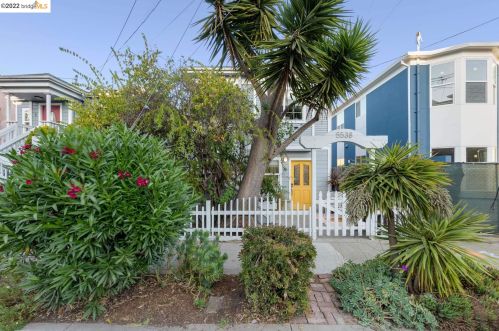 5538 Beaudry St, Oakland, CA 94608-2602