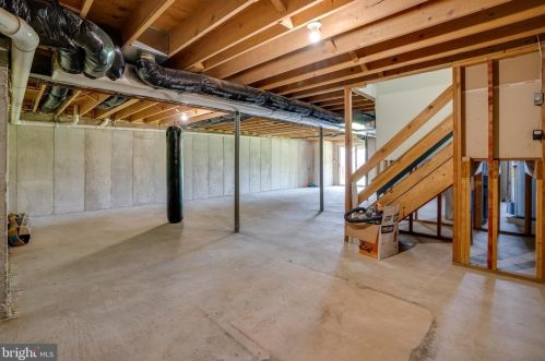 118 Shoal Creek Dr, Blue Bell PA  19422-3250 exterior