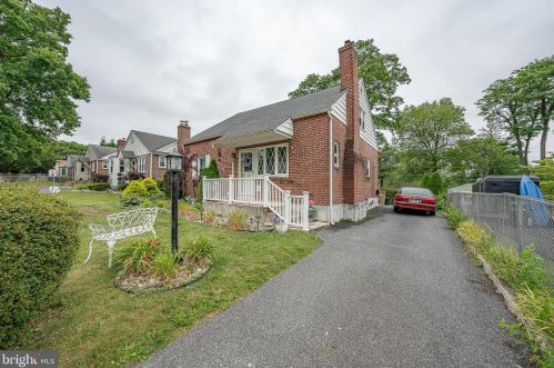 30 Barren Rd, Newtown Square, PA 19073-4275