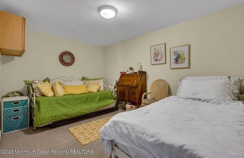 111 Autumn Rd, Lakewood NJ  08701-1622 exterior