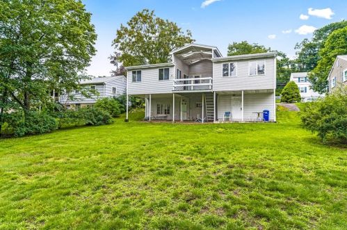 35 Crosby St, Arlington, MA 02474-2255