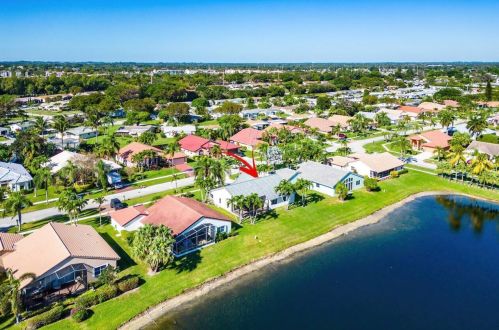 5657 Aspen Ridge Cir, Delray Beach FL  33484-2585 exterior