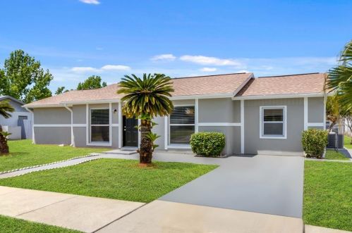 224 Jalapa Dr, Kissimmee, FL 34743-9210