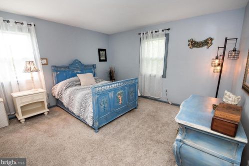 1700 Concord Ct, Blue Bell PA  19422-1336 exterior