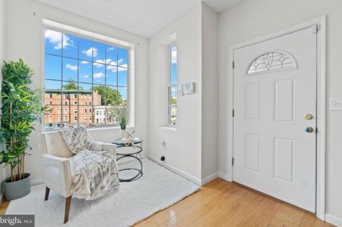 34 Q St, Washington, DC 20001-1106