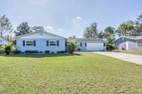 1435 Birwood St, Deltona, FL 32725-5928