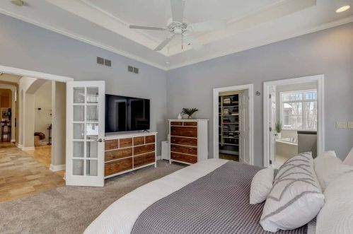 1947 Southwood Trl, West Bend WI  53090-8971 exterior