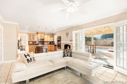 11122 Avenida Del Gato, San Diego CA 92126-1740 exterior