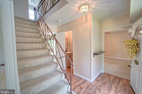2627 Felter Ln, Bowie, MD 20715-2503