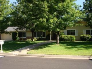 1676 Mesa Ave, Fresno CA  93711-1835 exterior