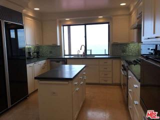 24138 Malibu Rd, Malibu, CA 90265-4610