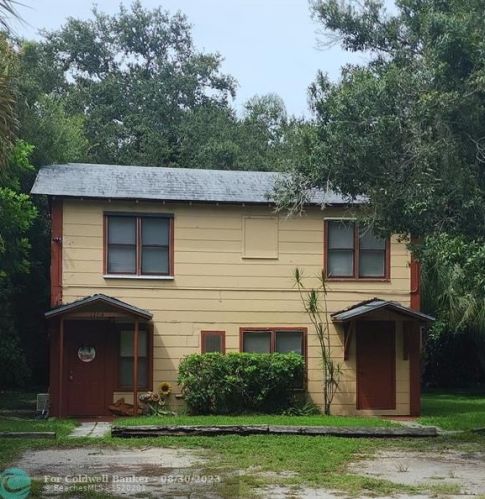 1102 Florida Ave, Fort Pierce, FL 34950-4067