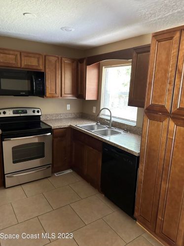 1780 Hallum Ave, Titusville FL  32796-1721 exterior