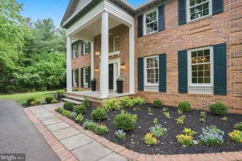 1630 Governors Way, Blue Bell PA  19422-2553 exterior