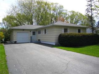 162 Vollmer Pkwy, Rochester, NY 14623-5247