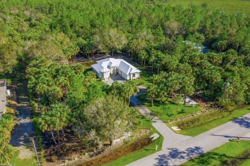 4875 20th Ave, Naples FL  34117-9194 exterior