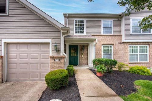 2120 Castle Bar Ct, Covington, KY 41017-2197