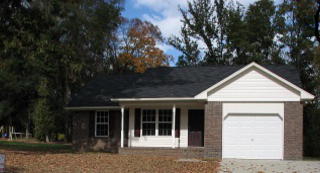3240 Valencia Dr, Dalzell SC  29040-8393 exterior