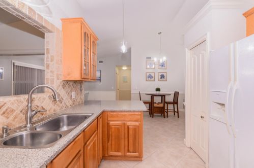 543 23rd St, Vero Beach FL  32962-8312 exterior