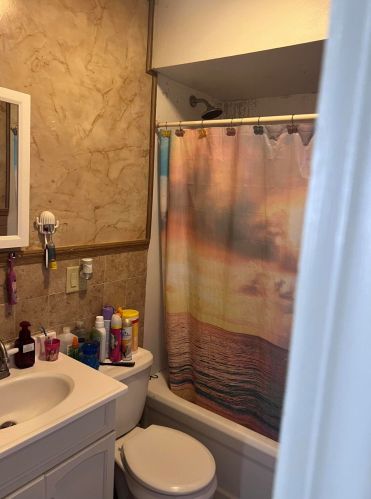 1308 Hamilton St, Manitowoc WI  54220-5134 exterior