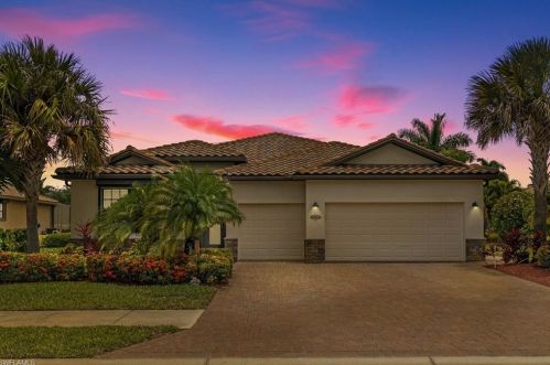 3834 Treasure Cove Cir, Naples, FL 34114-3954