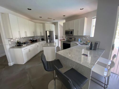 1231 179th Ave, Hollywood FL  33029-3162 exterior