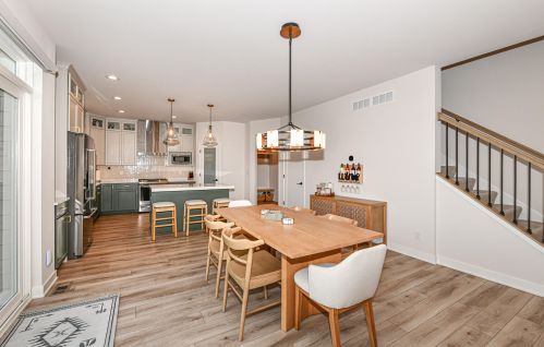 9110 Creekside Cir, Kenosha WI  53158-3245 exterior