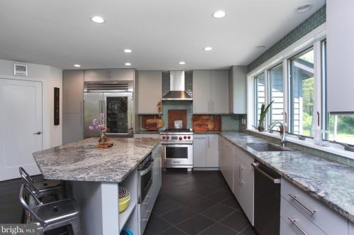 5295 Branch Rd, Pipersville PA  18947-1197 exterior