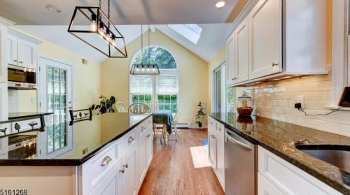 13 Buchannan Way, Flemington NJ  08822-3205 exterior