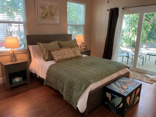 519 Pameto Rd, Nokomis FL  34275-3003 exterior