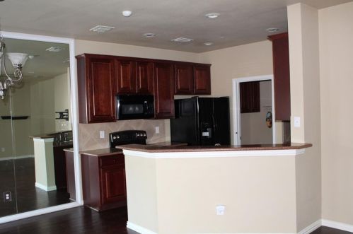 8704 Manhattan Ave, Plano TX  75024-7745 exterior