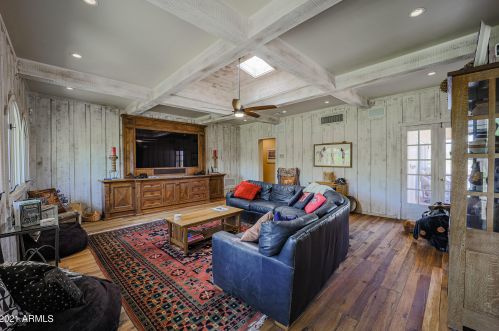 6220 Cholla Dr, Scottsdale AZ 85253-3170 exterior